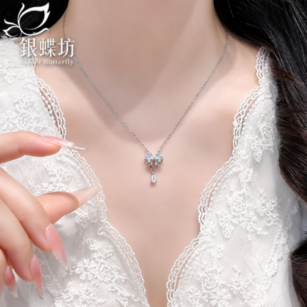 【銀蝶坊】心動蝴蝶結項鍊送女朋友夏天甜美精緻水滴鑲鑽小眾百搭頸鏈