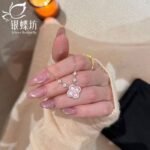【銀蝶坊】在逃公主閃耀綺夢甜櫻四葉草項鍊女 段宴同款高顏值精緻頸鏈