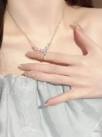 【銀蝶坊】月桂之光項鍊女穗穗平安水滴流蘇吊墜鎖骨鏈精緻時尚百搭款